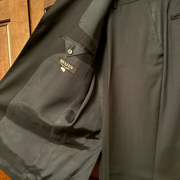 Black 2 pc. 3 button mens suit - Picture 2 of 3